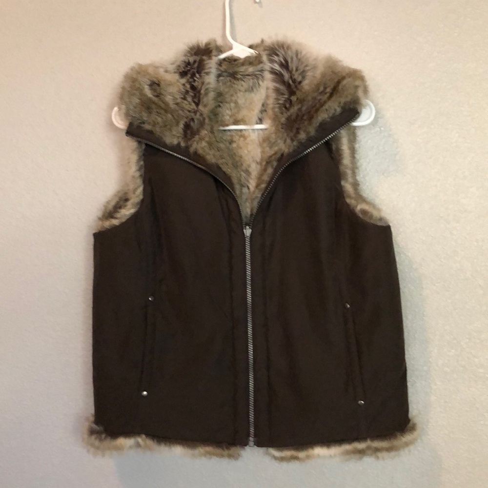 Faux fur reversible vest